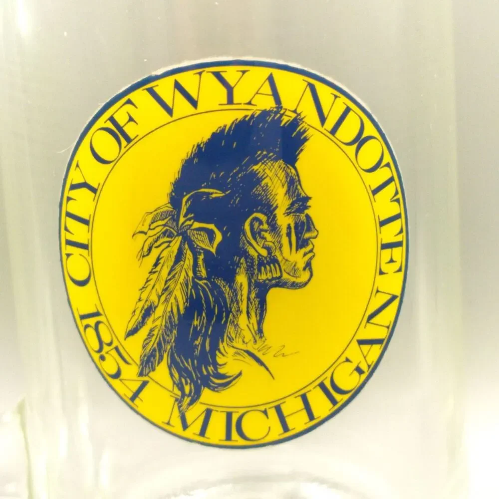 Wyandotte Michigan 1854 City Seal Glass Beer Mug 5.5” Vintage Souvenir